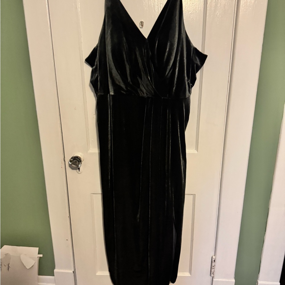Jasmine Black Velvet Maxi Dress